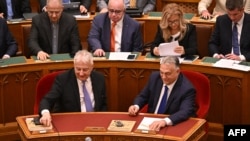 Унгарскиот премиер Виктор Орбан на седницата на Парламентот на која беше усвоен уставниот амндман за признавање на само два пола. Будимпешта, 14.04.2025