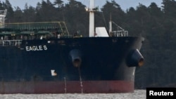 ნავთობის ტანკერი Eagle S კილპილაჰტის პორტში. 30 დეკემბერი, 2024.