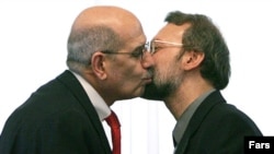 علی لاریجانی، مذاکره کننده ارشد ایران در پرونده هسته ای این کشور برای دیدار با دبیر کل آژانس بین المللی اتمی وارد وین شد.