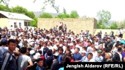 Баткен: чек арада кырдаал курч