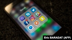 Акаунти та сторінки, які викликали підозри компанії Facebook, діяли як у самій соцмережі, так і в Instagram