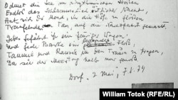 Detaliu al unei pagini din dosarul Securității cu o poezie de Alfred Kittner și portretul său