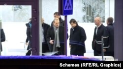 Віктора Медвдечука та Тараса Козака об’єднує політика (нині обоє – нардепи від ОПЗЖ), бізнес та спільні перельоти в Росію