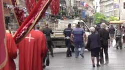 Praznična šetnja raskopanim Beogradom