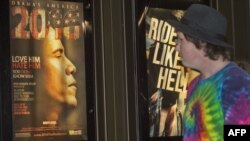 "Америка Обамы" Динеша ДеСусы вызывает огромный интерес у американцев