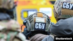 Наразі чоловікові повідомили про підозру за статтею «державна зрада». Суд обрав йому міру запобіжного заходу у вигляді тримання під вартою