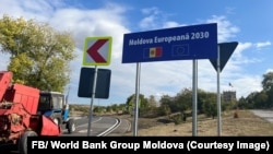 Inscripția „Moldova Europeană 2023”, amplasată pe un traseu din Republica Moldova.