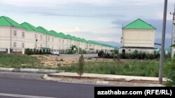 Жилой массив на окраине Ашхабада. Чоганлы (иллюстративное фото) 