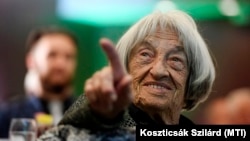 Keleti Ágnes a Magyar Olimpiai Bajnokok Klubjának ünnepségén Budapesten, 2016. október 12-én