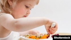 Plani i Ministrisë së Shëndetësisë për të ushqyerit ka për qëllim përmirësimin e gjendjes shëndetësore sidomos për nënat dhe fëmijët.