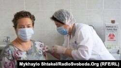 Від початку вакцинальної кампанії щеплено 2 539 636 людей