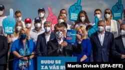 Очакваната мигрантска вълна от Афганистан е основна тема в предизборната кампания на Андрей Бабиш, която той откри на 2 септември