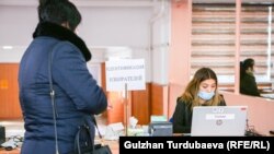 Кыргызстанда 28-ноябрда аралаш система менен парламенттик шайлоо өттү. 