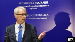 Образователният министър Николай Денков