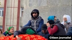 Хорогдогу нааразылык акциясы. 2021-жыл, ноябрь. Архивдеги сүрөт.