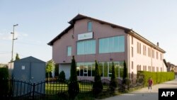 Pamje e klinikës Medicus në periferi të Prishtinës më 28 prill të vitit 2013