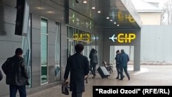 В аэропорту в столице Таджикистана Душанбе. 5 января 2021 года.