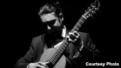 Дарко Багески, гитарист