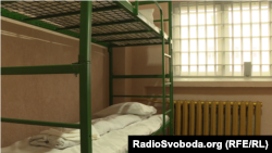 Одна з камер відреставрованого корпусу №5 Лук’янівського СІЗО, фото 2018 року