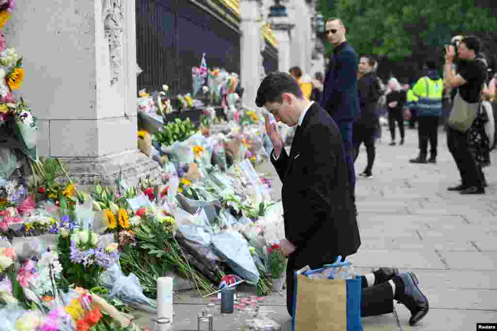 Kraljica Elizabeta umrla je u 96. godini nakon sedam decenija vladavine. Uspjela je da je vole i stari i mladi, London, 9. septembar 2022.