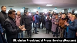 Президент висловив упевненість у тому, що «це ніяк не впливатиме на справи Майдану»