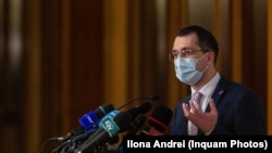 Vlad Voiculescu, la prima ieșire publică după ce a fost demis din funcția de ministru al Sănătății.