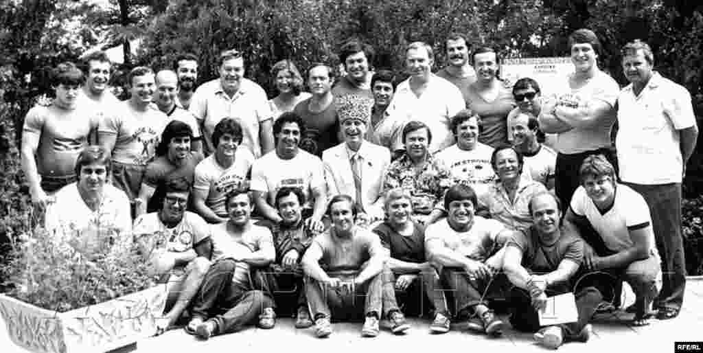 Олимпийскому чемпиону - 60 лет #15