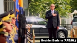 Премиерот на Косово Авдулах Хоти. 