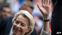 Ursula von der Leyen, az Európai Bizottság elnöke Portugáliában egy választási rendezvényen 2024. június 6-án