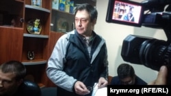 Підозрюваний у державній зраді Кирило Вишинський наразі перебуває у Херсонському слідчому ізоляторі