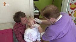 Грип та антивакцинальні настрої спричинили невисокий рівень щеплень від поліомієліту (відео)