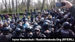 Штовханина в Одесі, 10 квітня 2017 року