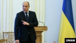 За словами Парубія, рішення про винесення законопроекту в сесійну залу буде озвучене в понеділок