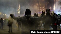 საპროტესტო აქცია, რუსთაველის გამზირი, 4 დეკემბერი, 2024.