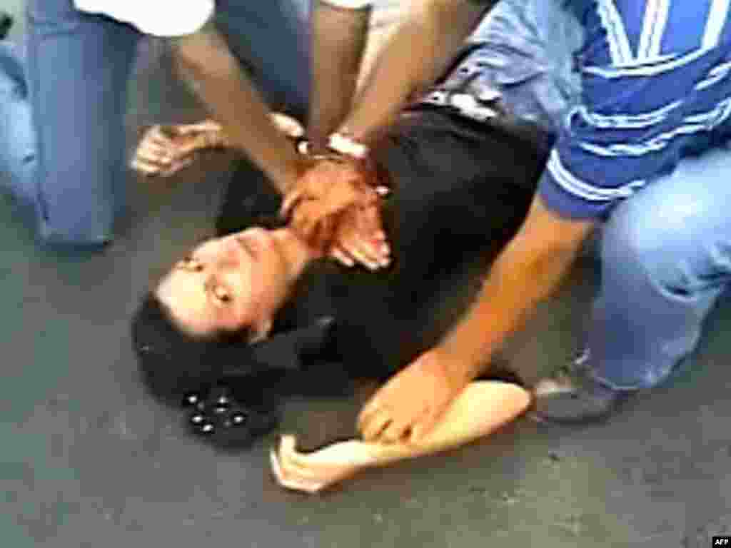 Убиството на иранската студенка Неда за време на протестите во Техеран