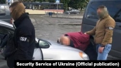 У червні 2019 року Служба безпеки України затримала жителя Маріуполя Ракушина за підозрою в роботі на Федеральну службу безпеки Росії