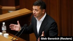 Верховна Рада на своєму засіданні 3 вересня почала розглядати обмеження недоторканності народних депутатів