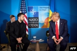 Владимир Зеленский и Дональд Трамп на саммите НАТО в Гааге, июнь 2025 года