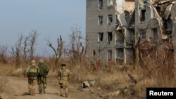 Donețk, oraș devastat de război, în estul Ucrainei. Acum se află sub controlul forțelor ruse. 