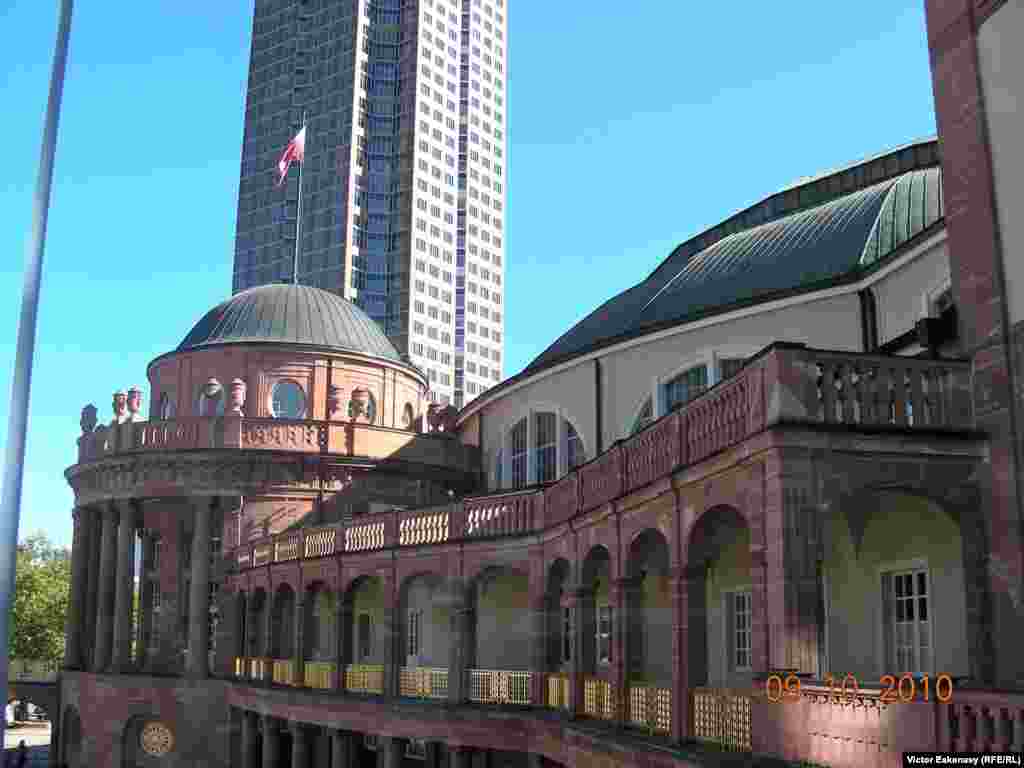 Vechi și nou în ambianța Tîrgului de carte - Frankfurt Book Fair, general view, 2010