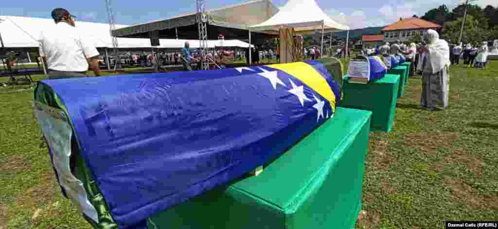 Ukopano je 12 žrtava ratnih zločina