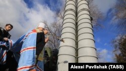 Sistem antirachetă sol-aer S-400 Triumf sfințit în Crimeea. 14 ianuarie 2017