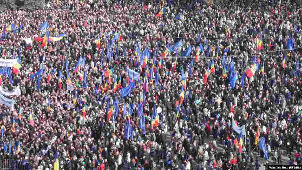 3 noiembrie 2013. Miting proeuropean organizat de partidele de la guvernare