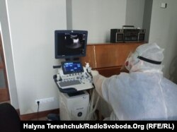 Обстеження у ковідному відділенні дитячої лікарні