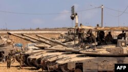 Израил армиясынын аскерлери Газа тилкеси менен чек арада турушат. 25-июль, 2025-жыл. 