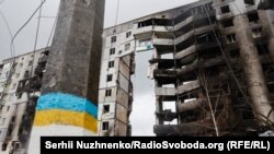 Бородянка навесні 2022-го і зараз. Три роки після бомбардувань та окупації (фотогалерея)