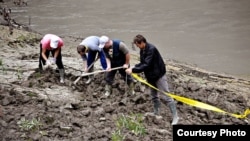 Ekshumacije na Perućcu, septembar 2010.