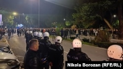 Protesti sa antiturskim i antimigrantskim parolama započeli nakon povrjeđivanja Podgoričanina M. J. 