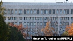 Здание Жогорку Кенеша.