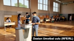 Один из избирательный участков в Оше. 11 июля 2021 года. 